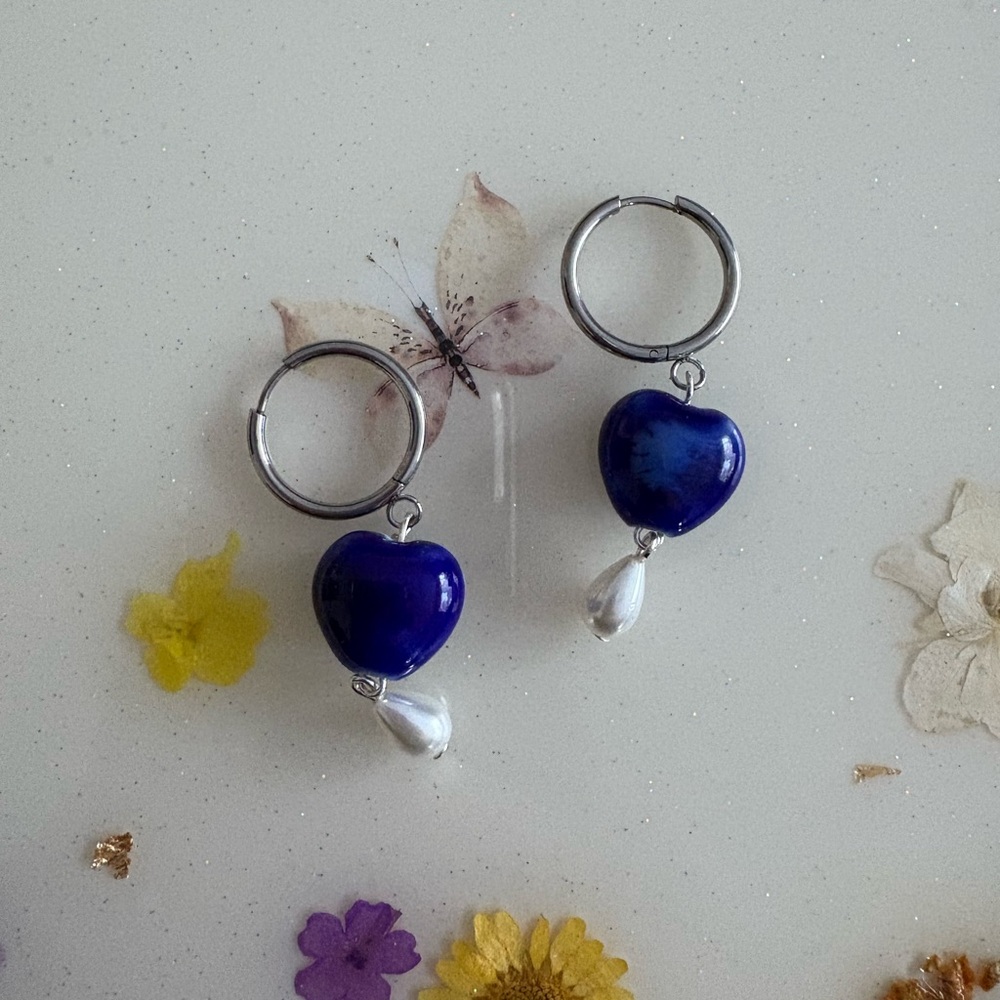 3/$25 Blue heart pearl drop huggie earrings